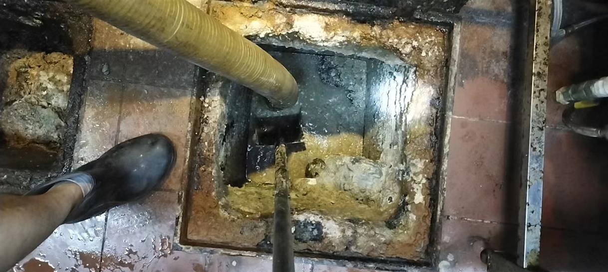 碧江污水池清理一般都有毒气，怎么预防中毒呢？